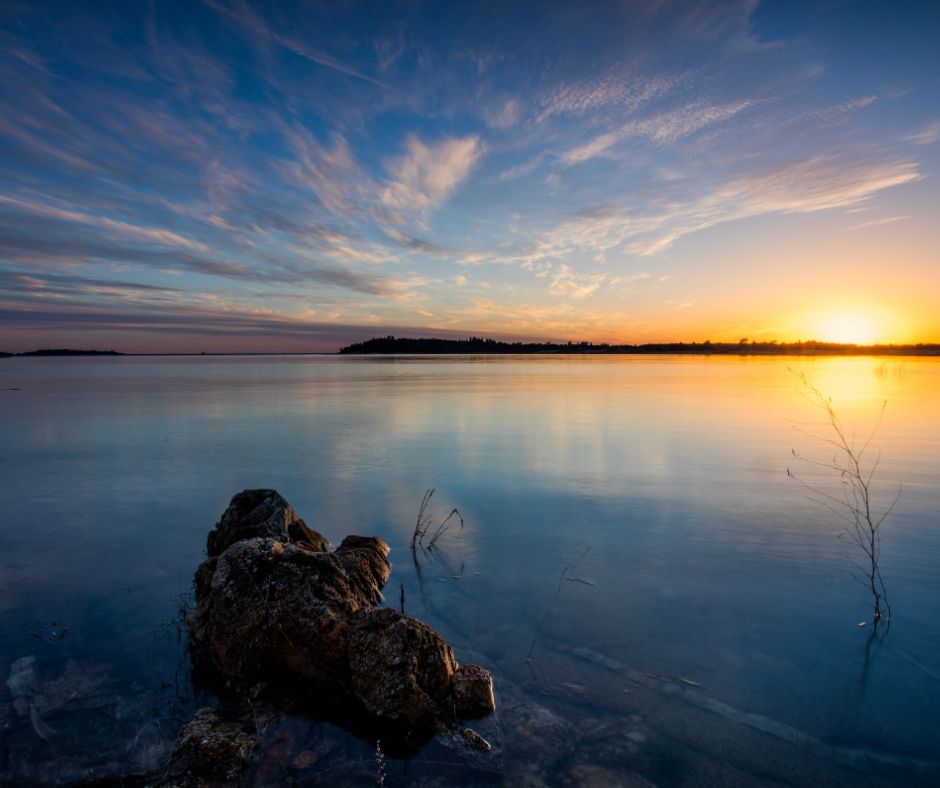 Folsom Lake at sunset
