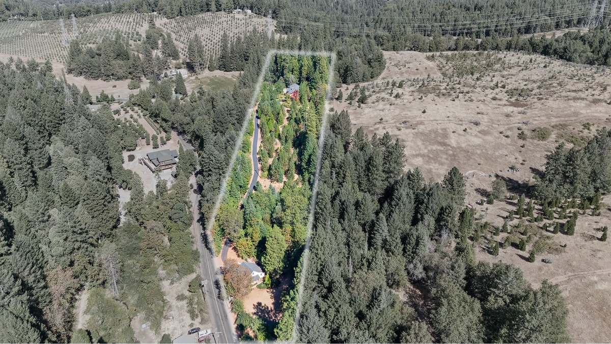  4301 N Canyon property outline